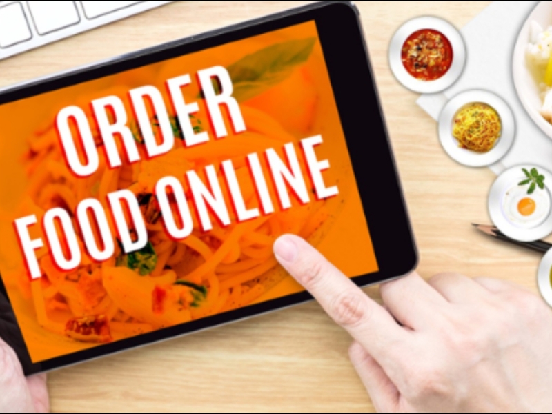 Why Your Restaurant Should Offer Mobile Ordering App
